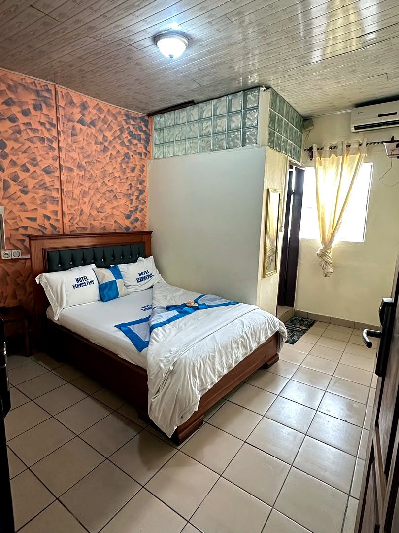 Chambre Service Plus